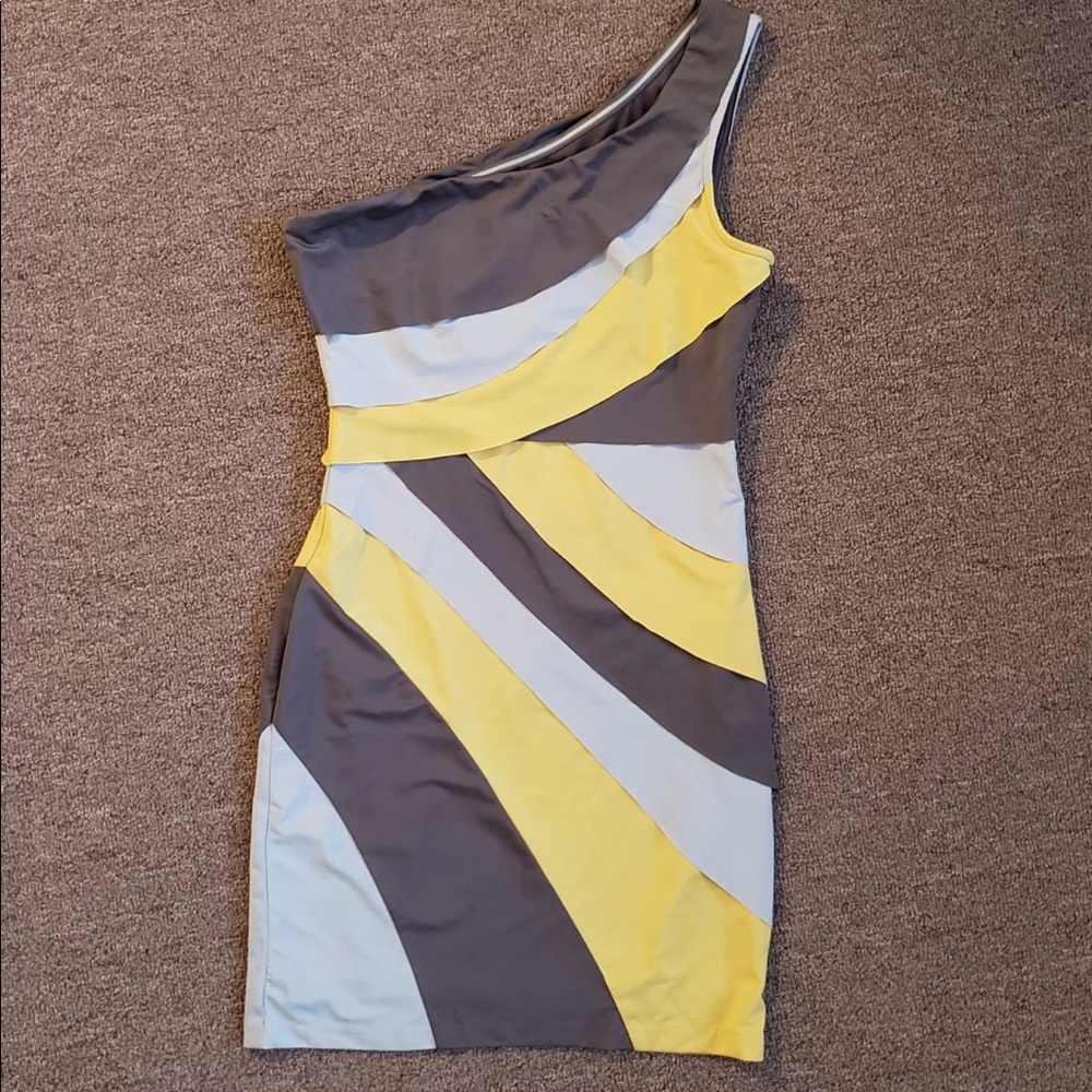 Mini yellow and grey dress one shoulder
